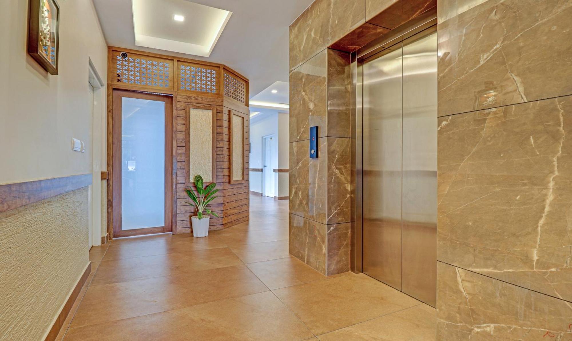 Hotel Treebo Golden Terminal, Kochi Airport Zewnętrze zdjęcie