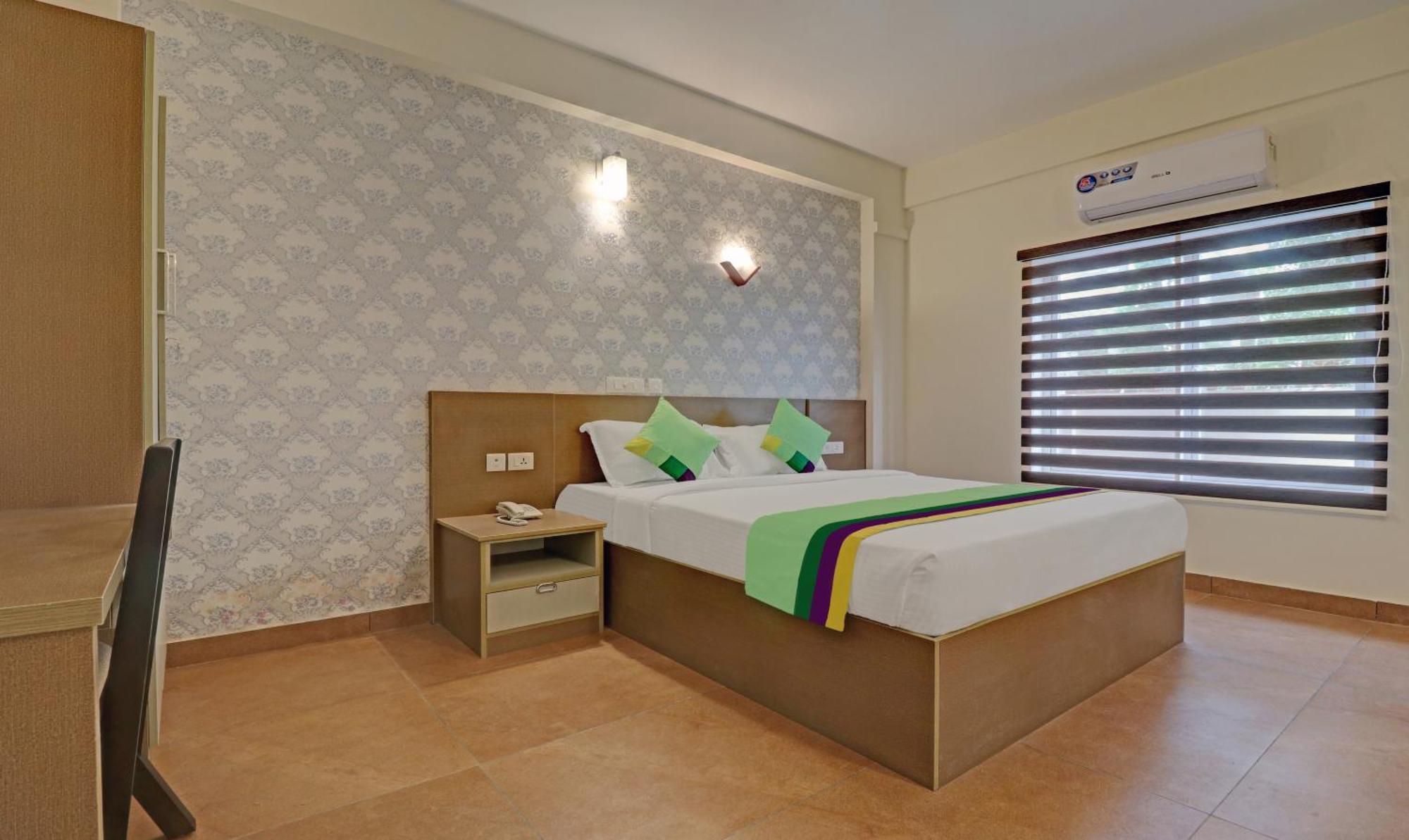 Hotel Treebo Golden Terminal, Kochi Airport Zewnętrze zdjęcie