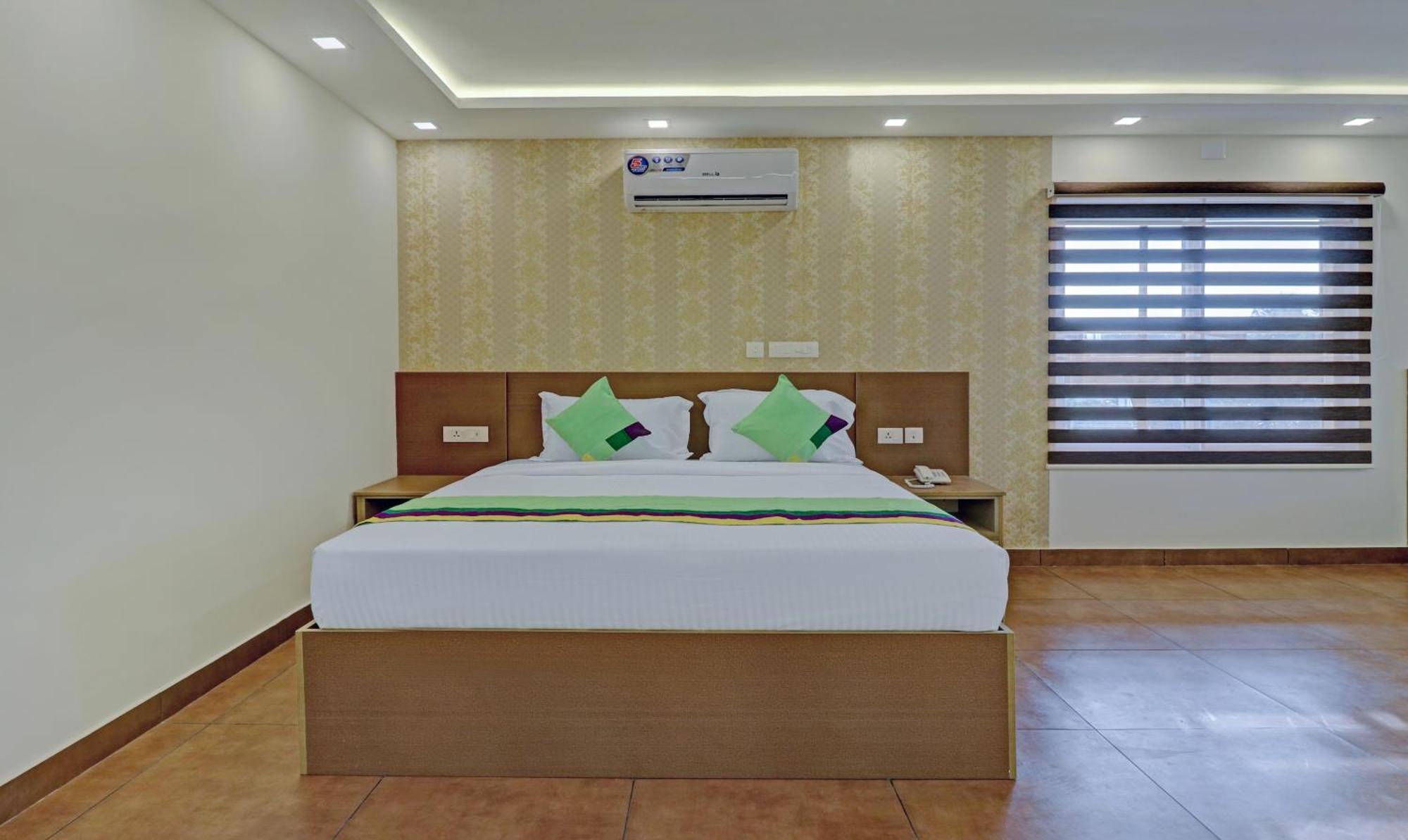 Hotel Treebo Golden Terminal, Kochi Airport Zewnętrze zdjęcie