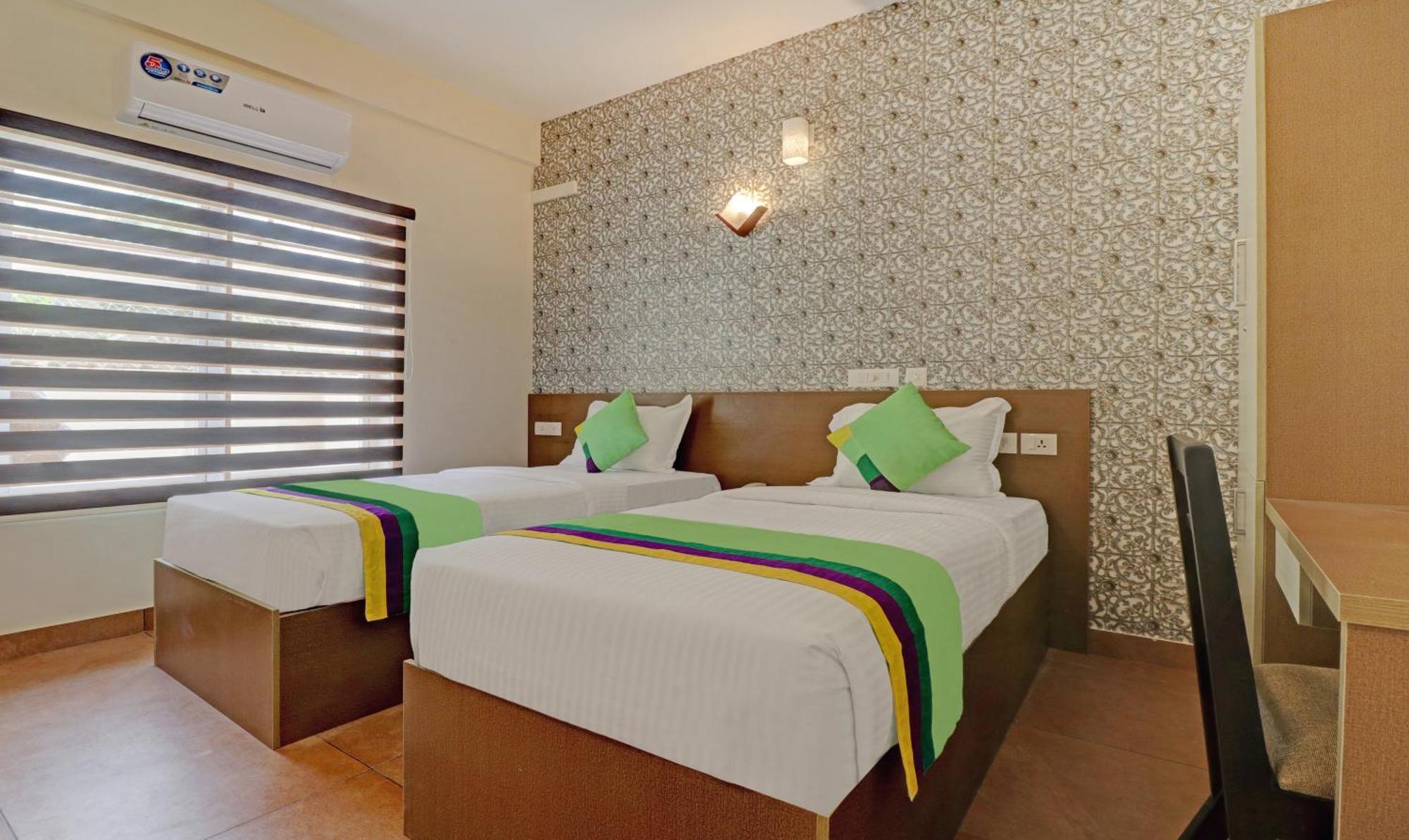 Hotel Treebo Golden Terminal, Kochi Airport Zewnętrze zdjęcie