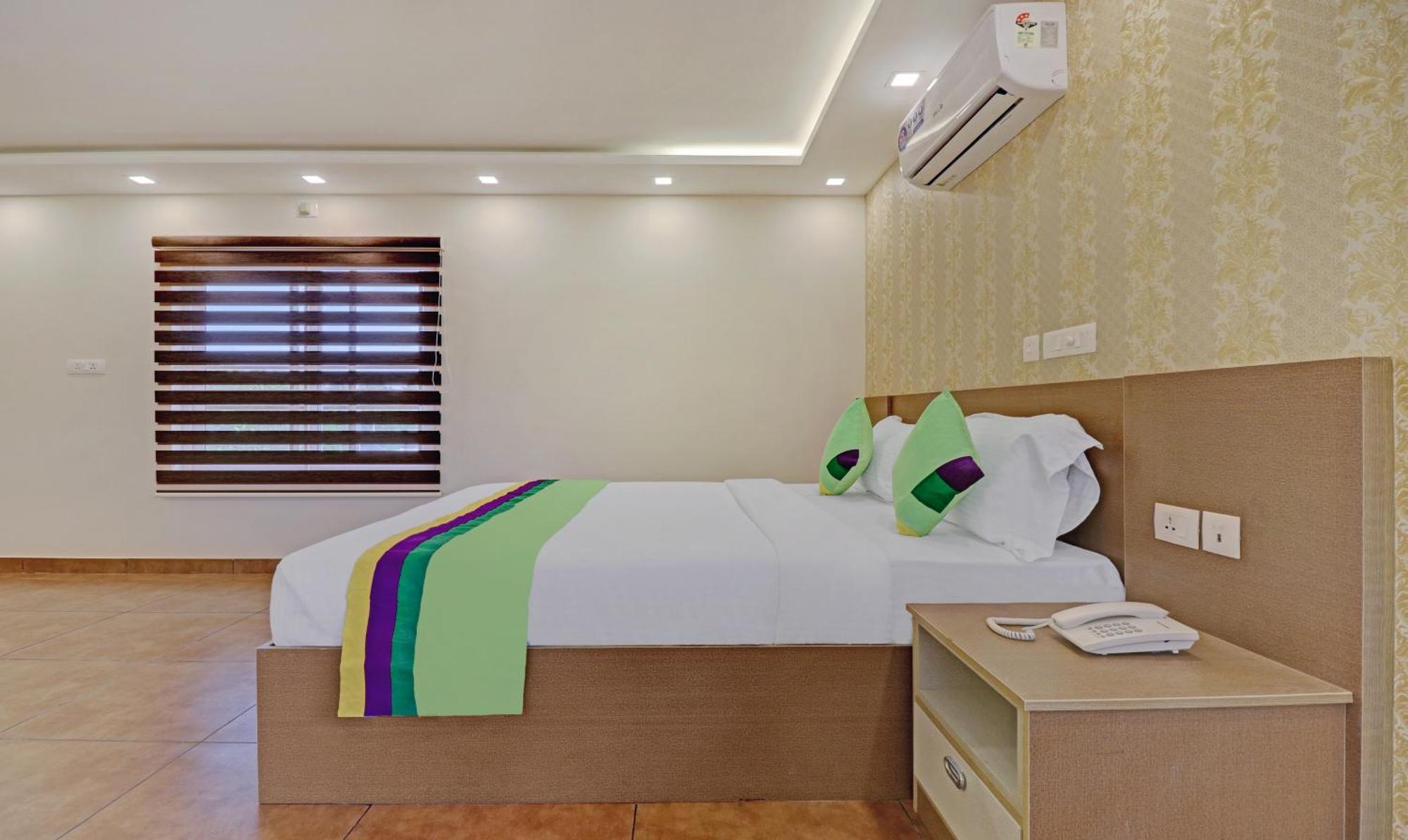 Hotel Treebo Golden Terminal, Kochi Airport Zewnętrze zdjęcie